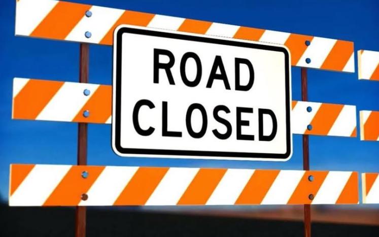 Road Closed